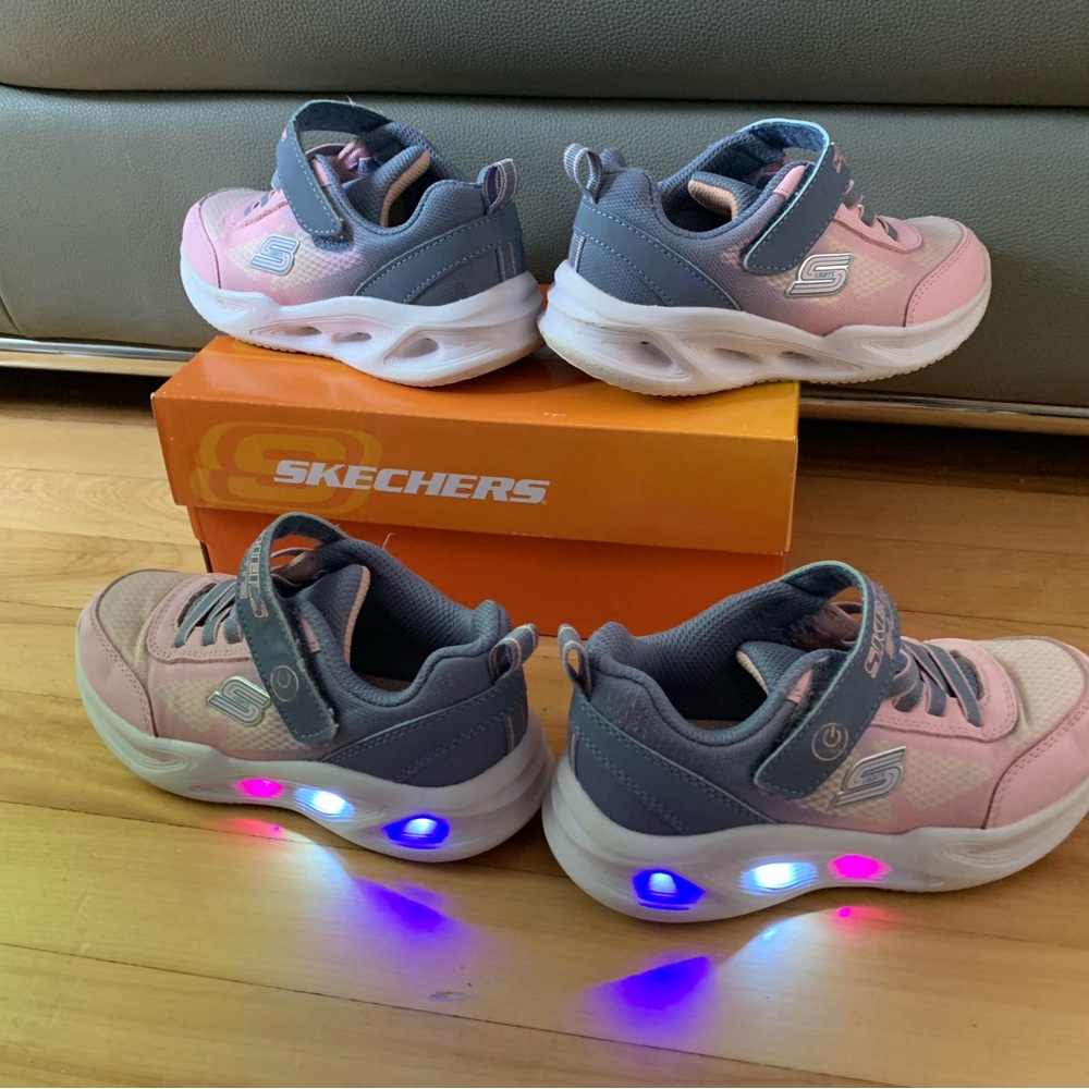 Bundle of 2 pairs of running shoes